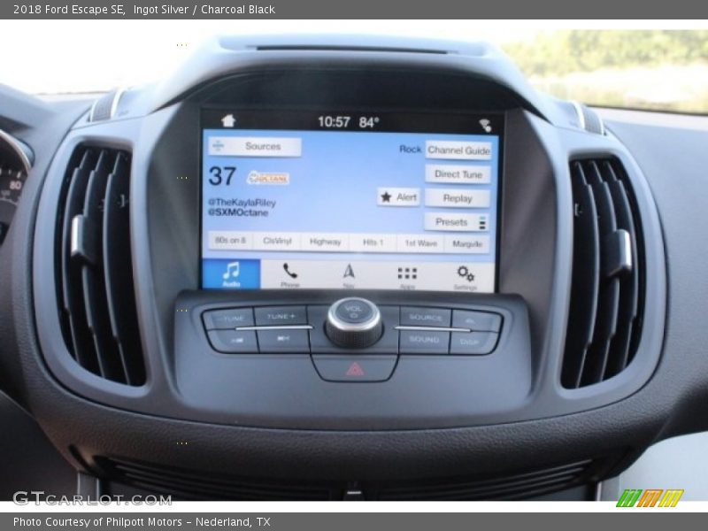 Ingot Silver / Charcoal Black 2018 Ford Escape SE
