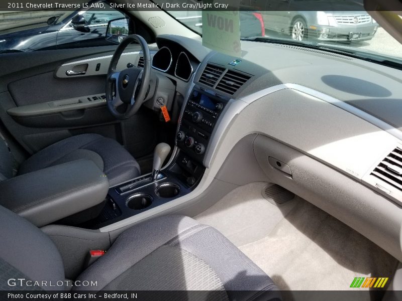 Silver Ice Metallic / Dark Gray/Light Gray 2011 Chevrolet Traverse LS AWD