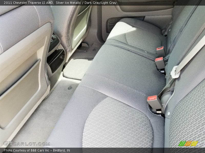 Silver Ice Metallic / Dark Gray/Light Gray 2011 Chevrolet Traverse LS AWD