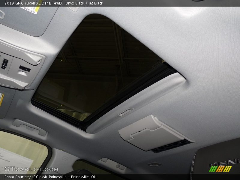 Sunroof of 2019 Yukon XL Denali 4WD