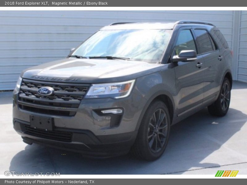 Magnetic Metallic / Ebony Black 2018 Ford Explorer XLT