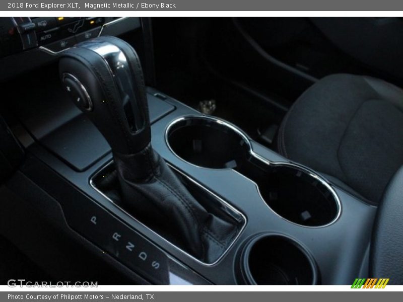 Magnetic Metallic / Ebony Black 2018 Ford Explorer XLT