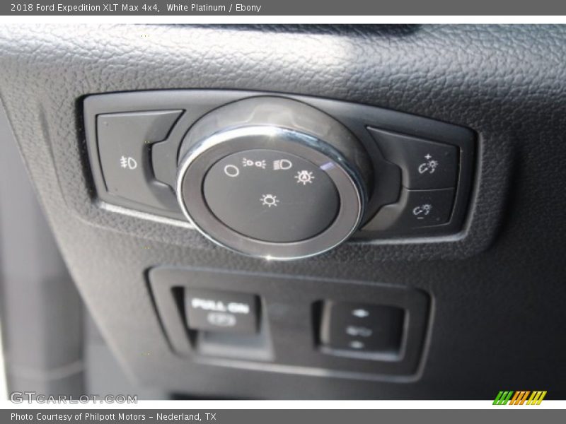 White Platinum / Ebony 2018 Ford Expedition XLT Max 4x4