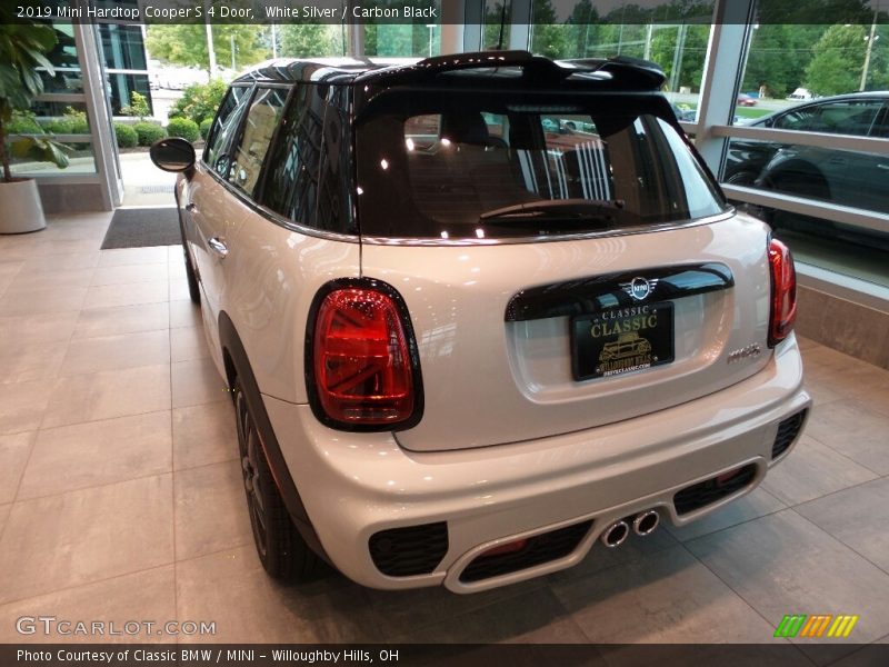 White Silver / Carbon Black 2019 Mini Hardtop Cooper S 4 Door