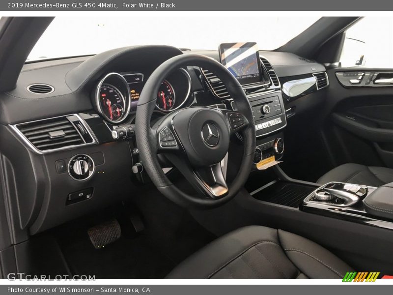 Dashboard of 2019 GLS 450 4Matic