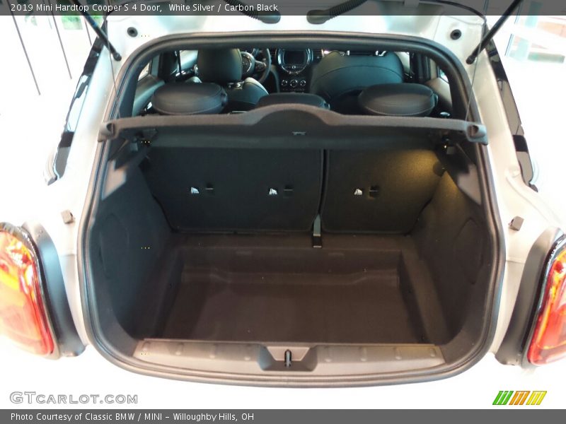 White Silver / Carbon Black 2019 Mini Hardtop Cooper S 4 Door
