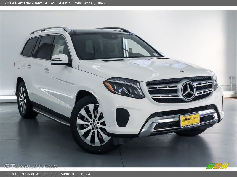 Front 3/4 View of 2019 GLS 450 4Matic