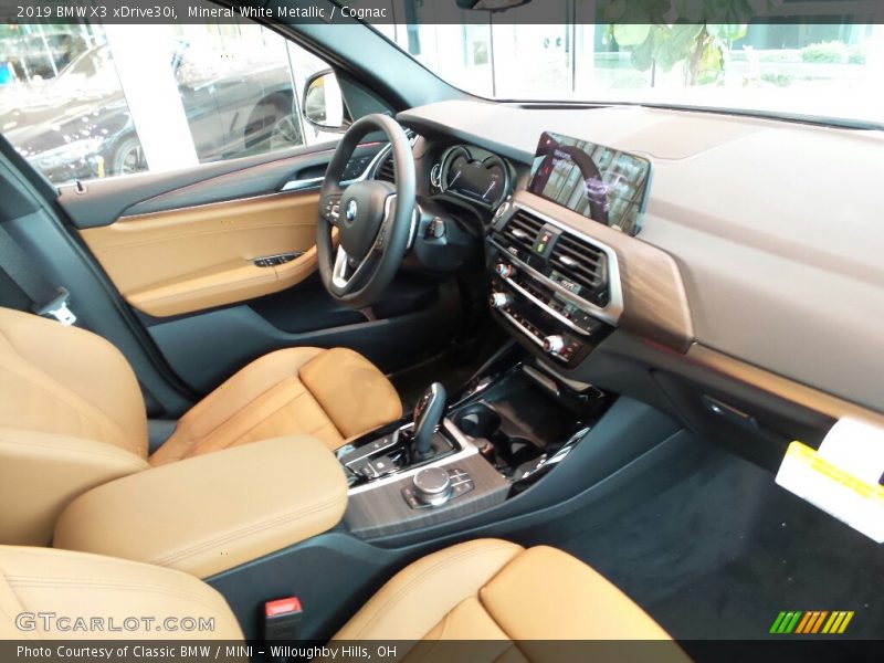 Mineral White Metallic / Cognac 2019 BMW X3 xDrive30i
