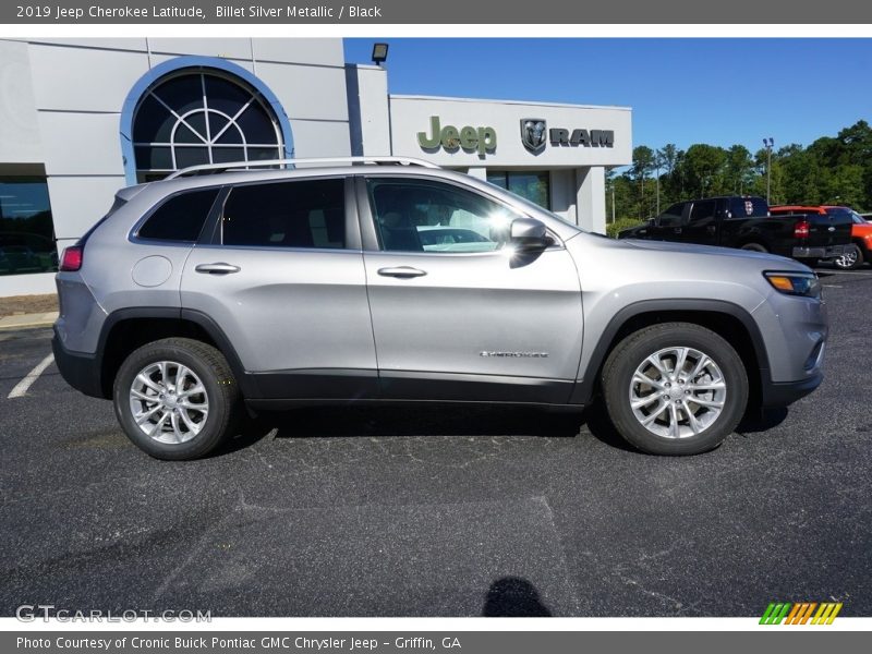 Billet Silver Metallic / Black 2019 Jeep Cherokee Latitude