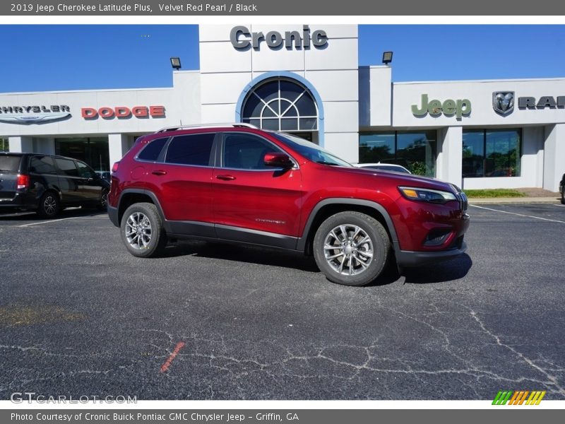 Velvet Red Pearl / Black 2019 Jeep Cherokee Latitude Plus