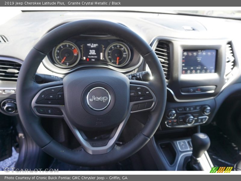 Granite Crystal Metallic / Black 2019 Jeep Cherokee Latitude Plus