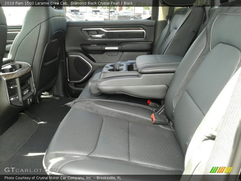 Diamond Black Crystal Pearl / Black 2019 Ram 1500 Laramie Crew Cab