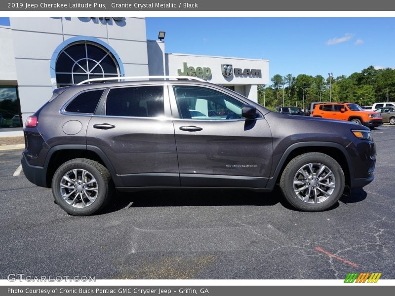 Granite Crystal Metallic / Black 2019 Jeep Cherokee Latitude Plus