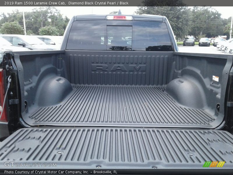 Diamond Black Crystal Pearl / Black 2019 Ram 1500 Laramie Crew Cab