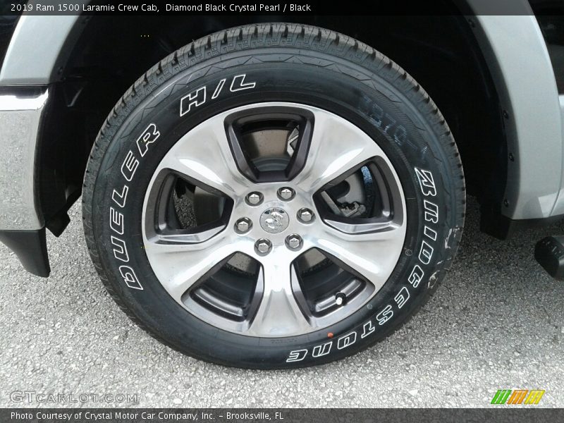 Diamond Black Crystal Pearl / Black 2019 Ram 1500 Laramie Crew Cab