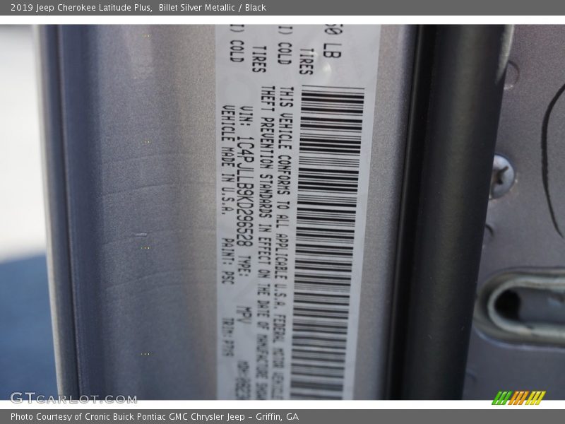Billet Silver Metallic / Black 2019 Jeep Cherokee Latitude Plus