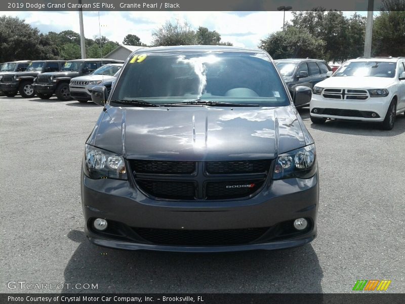 Granite Pearl / Black 2019 Dodge Grand Caravan SE Plus