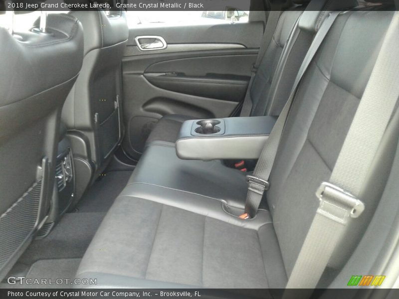 Granite Crystal Metallic / Black 2018 Jeep Grand Cherokee Laredo