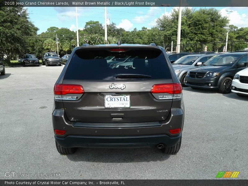 Walnut Brown Metallic / Black/Light Frost Beige 2018 Jeep Grand Cherokee Laredo