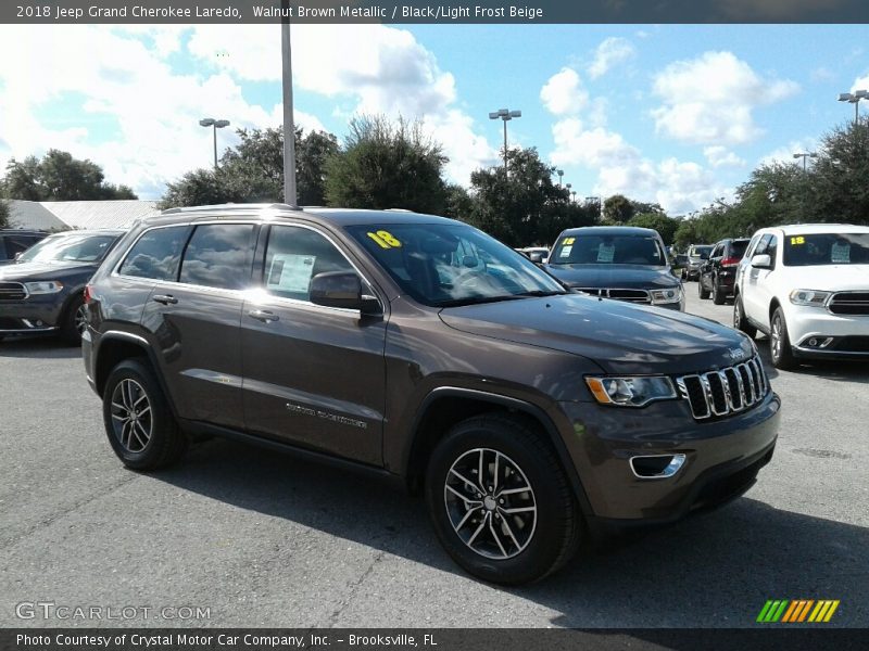 Walnut Brown Metallic / Black/Light Frost Beige 2018 Jeep Grand Cherokee Laredo