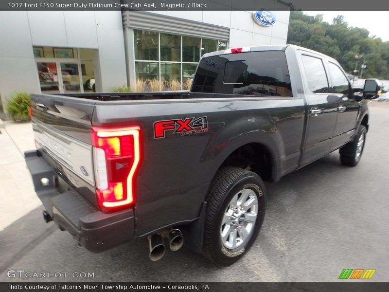 Magnetic / Black 2017 Ford F250 Super Duty Platinum Crew Cab 4x4