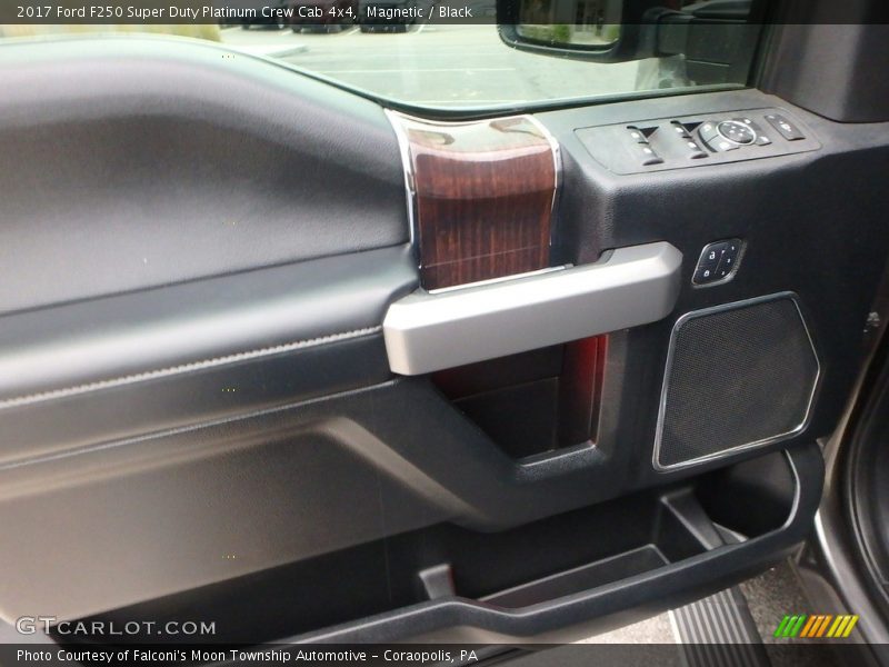 Magnetic / Black 2017 Ford F250 Super Duty Platinum Crew Cab 4x4
