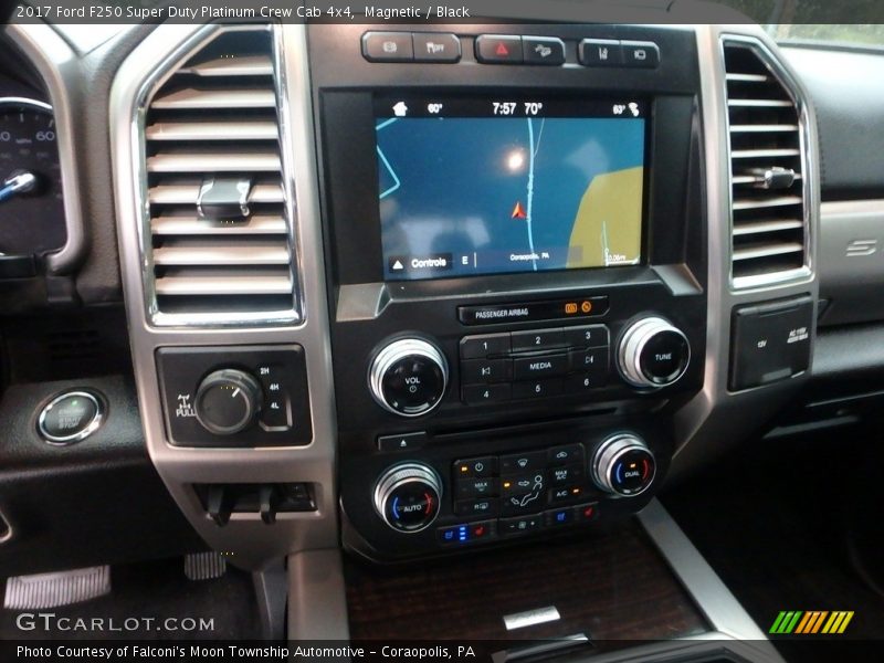 Magnetic / Black 2017 Ford F250 Super Duty Platinum Crew Cab 4x4