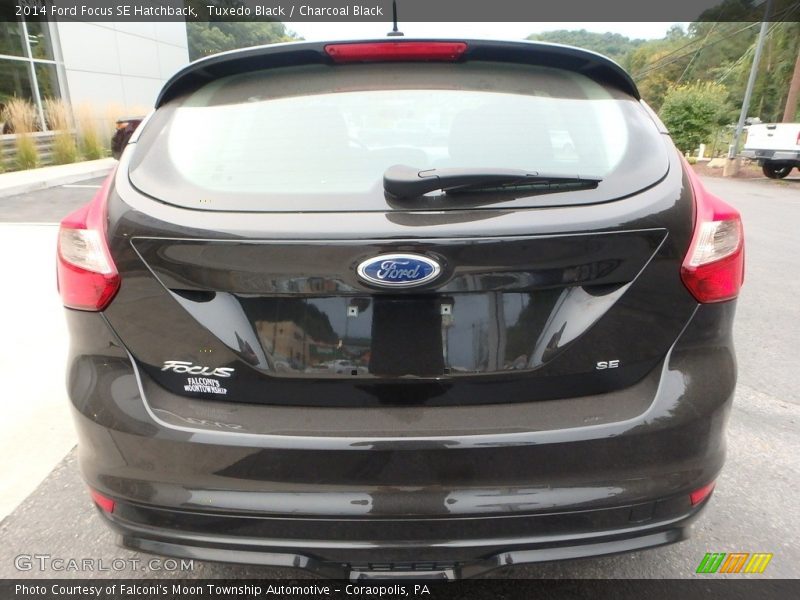 Tuxedo Black / Charcoal Black 2014 Ford Focus SE Hatchback