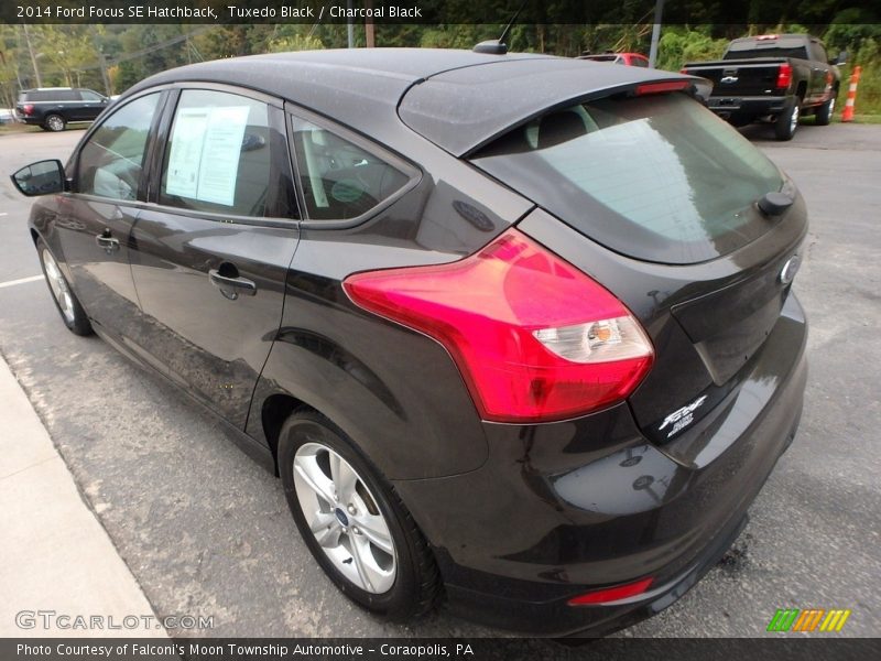 Tuxedo Black / Charcoal Black 2014 Ford Focus SE Hatchback