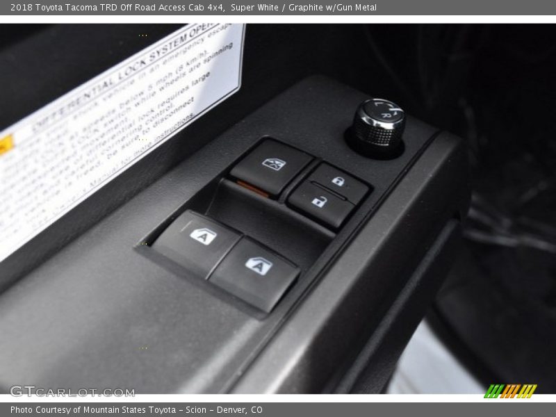 Super White / Graphite w/Gun Metal 2018 Toyota Tacoma TRD Off Road Access Cab 4x4