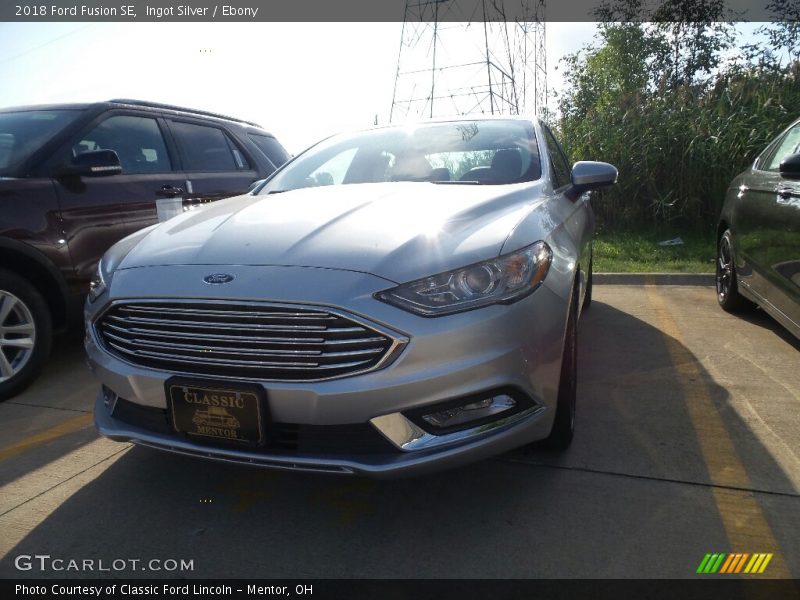 Ingot Silver / Ebony 2018 Ford Fusion SE