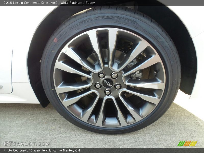 White Platinum / Ebony 2018 Lincoln Continental Select AWD