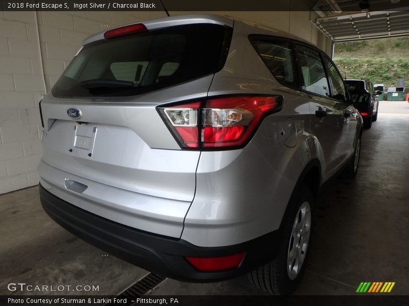 Ingot Silver / Charcoal Black 2018 Ford Escape S