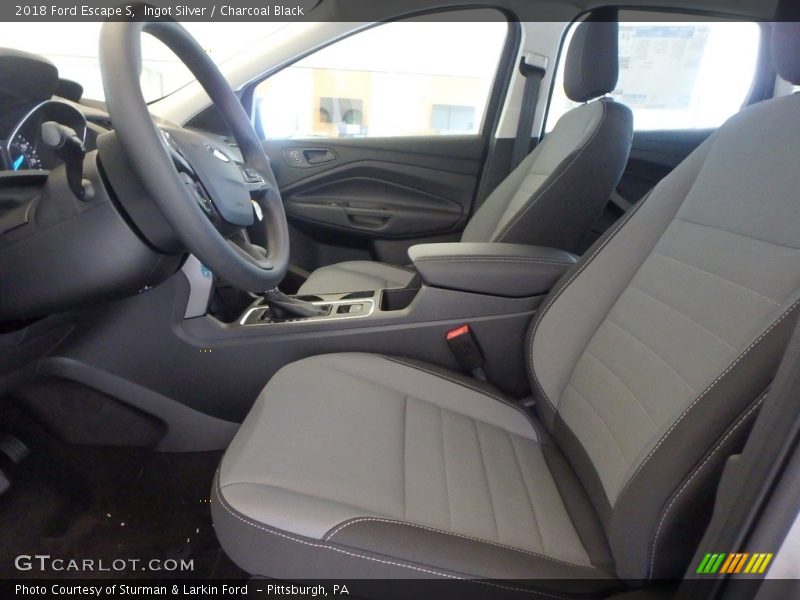 Ingot Silver / Charcoal Black 2018 Ford Escape S