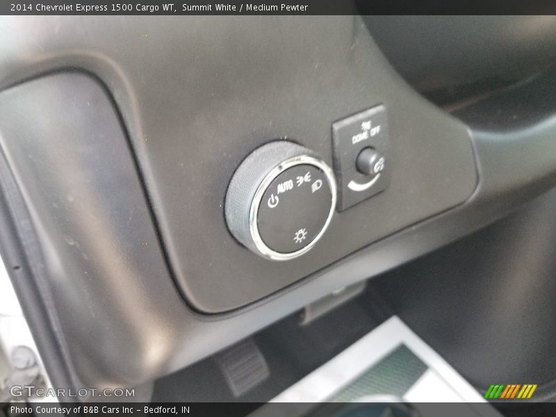 Summit White / Medium Pewter 2014 Chevrolet Express 1500 Cargo WT