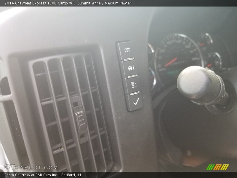 Summit White / Medium Pewter 2014 Chevrolet Express 1500 Cargo WT