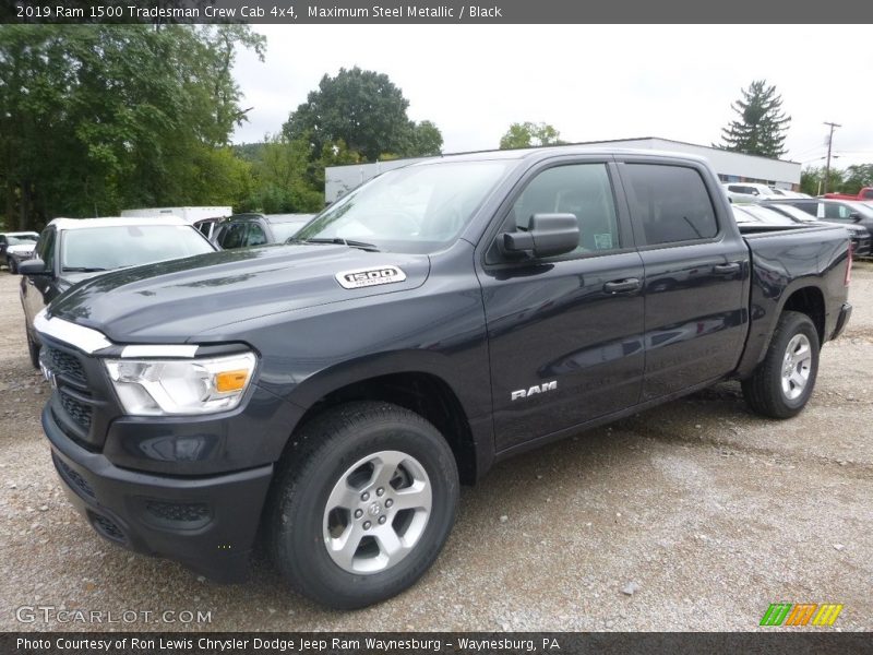Maximum Steel Metallic / Black 2019 Ram 1500 Tradesman Crew Cab 4x4