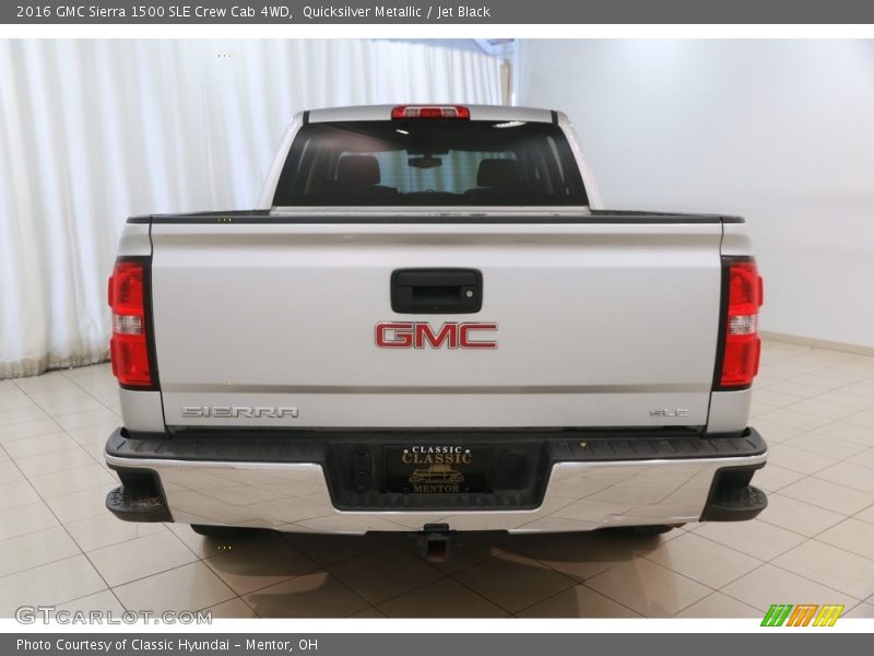 Quicksilver Metallic / Jet Black 2016 GMC Sierra 1500 SLE Crew Cab 4WD