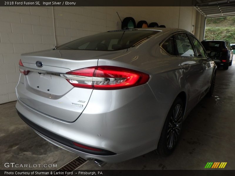 Ingot Silver / Ebony 2018 Ford Fusion SE