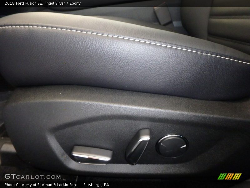 Ingot Silver / Ebony 2018 Ford Fusion SE