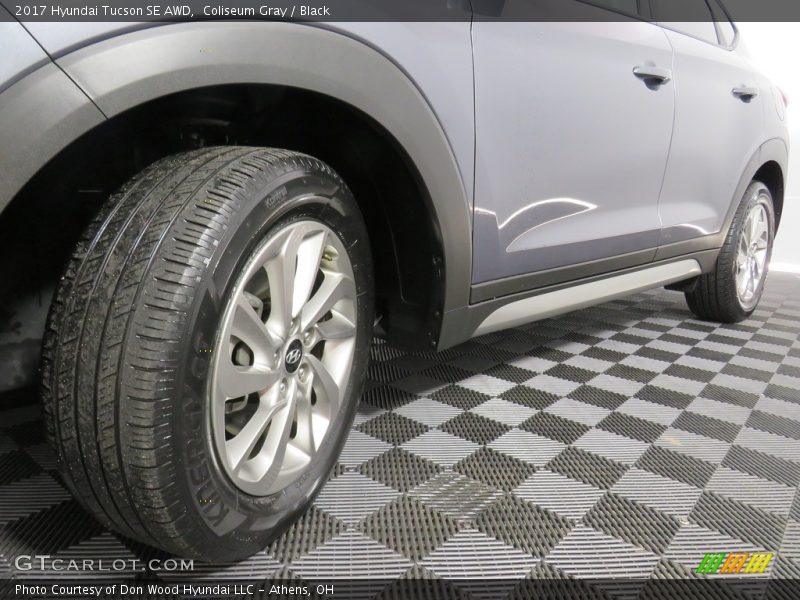 Coliseum Gray / Black 2017 Hyundai Tucson SE AWD