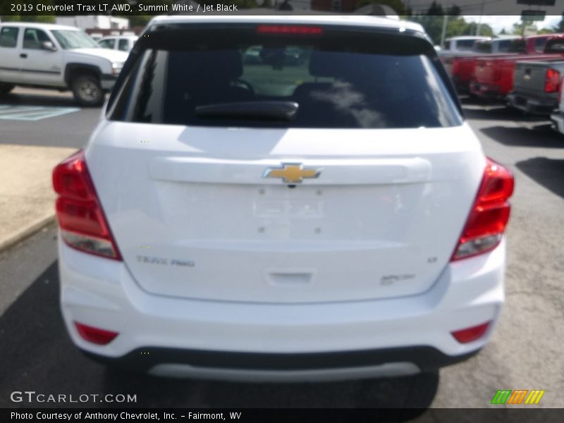 Summit White / Jet Black 2019 Chevrolet Trax LT AWD