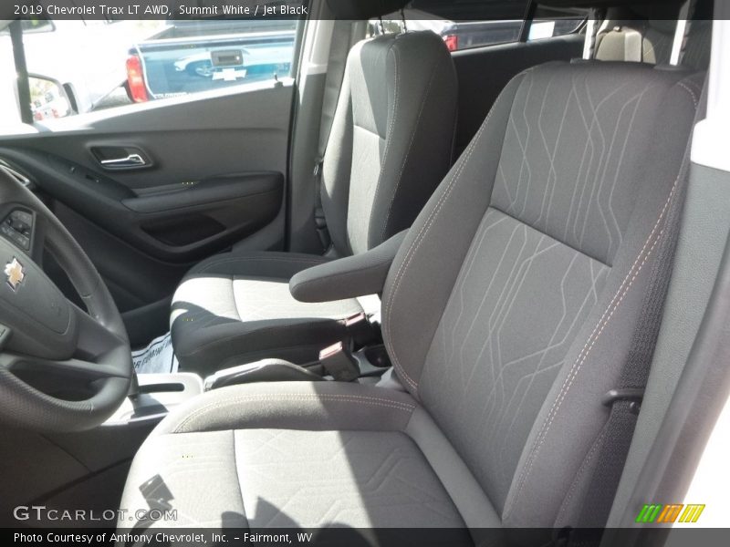 Summit White / Jet Black 2019 Chevrolet Trax LT AWD