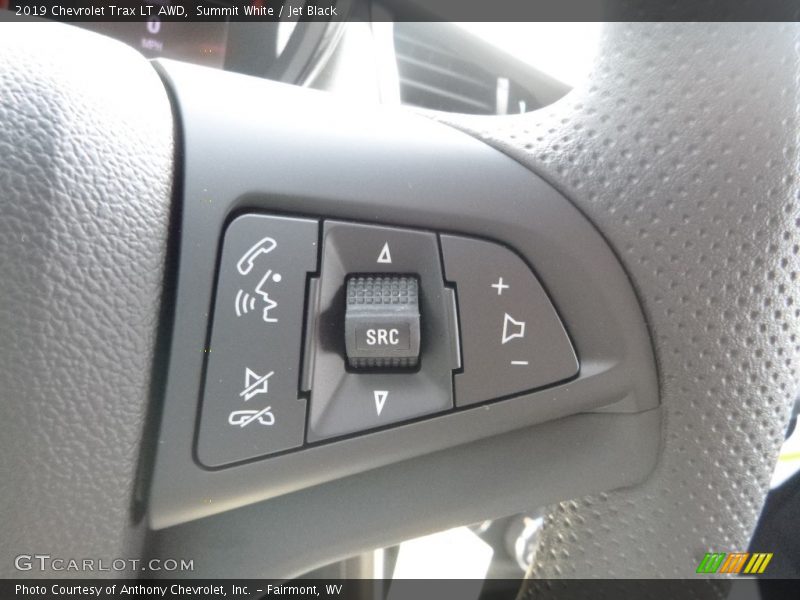 Summit White / Jet Black 2019 Chevrolet Trax LT AWD
