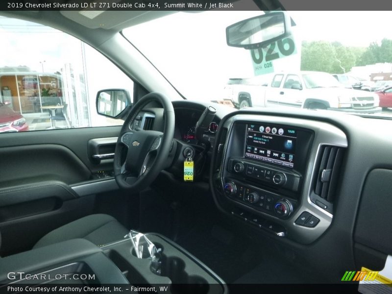 Summit White / Jet Black 2019 Chevrolet Silverado LD LT Z71 Double Cab 4x4
