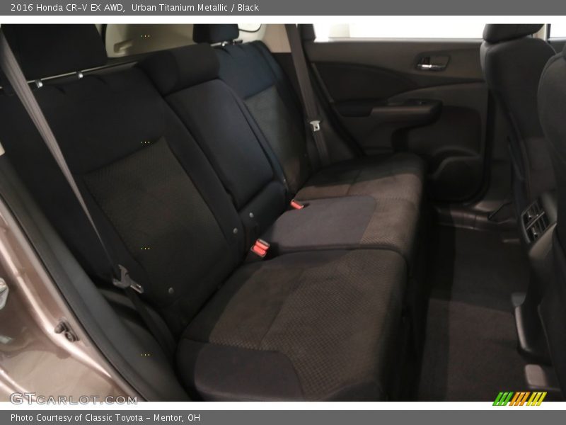 Urban Titanium Metallic / Black 2016 Honda CR-V EX AWD
