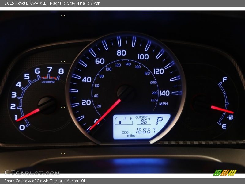 Magnetic Gray Metallic / Ash 2015 Toyota RAV4 XLE