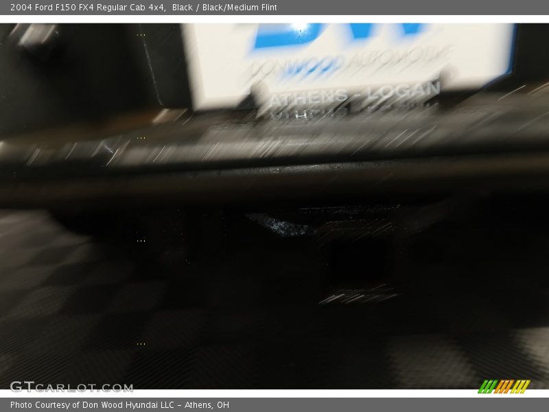 Black / Black/Medium Flint 2004 Ford F150 FX4 Regular Cab 4x4
