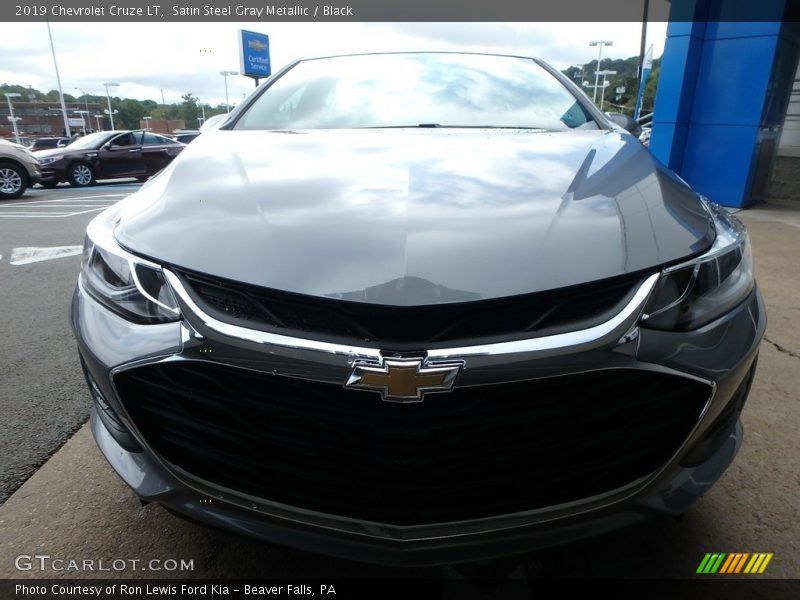 Satin Steel Gray Metallic / Black 2019 Chevrolet Cruze LT