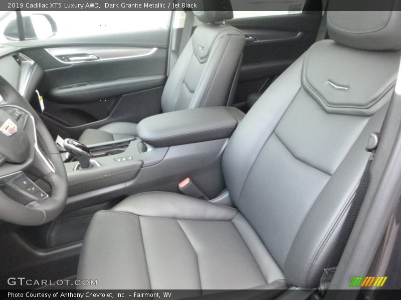 Dark Granite Metallic / Jet Black 2019 Cadillac XT5 Luxury AWD
